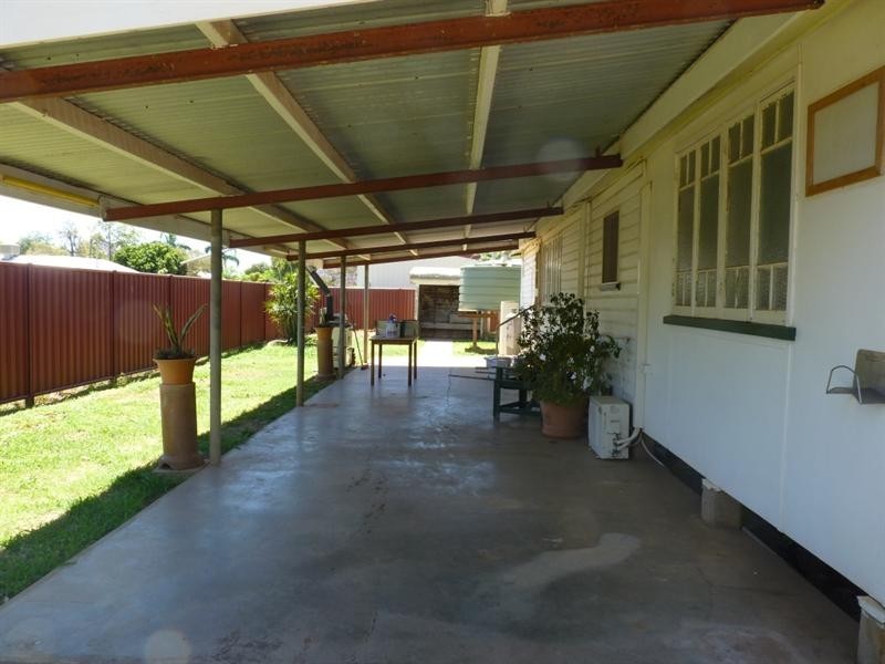 129 Arthur Street, St George QLD 4487