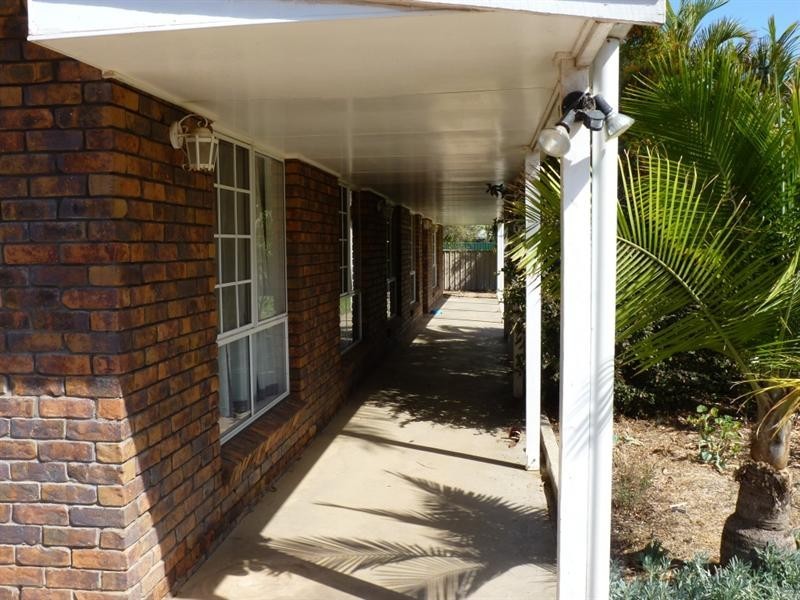 72 Barlee Street, St George QLD 4487