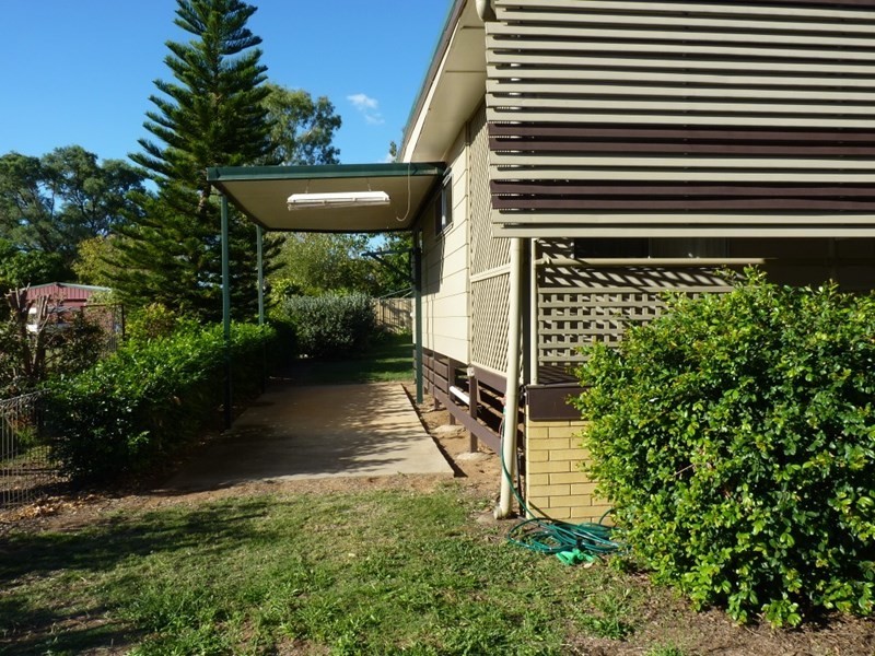 13 Elizabeth Street, St George QLD 4487