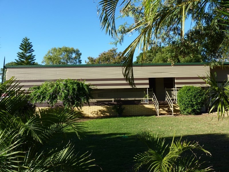 13 Elizabeth Street, St George QLD 4487