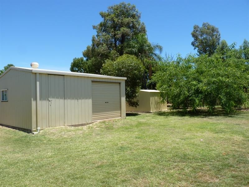 10-12 Elizabeth Street, St George QLD 4487