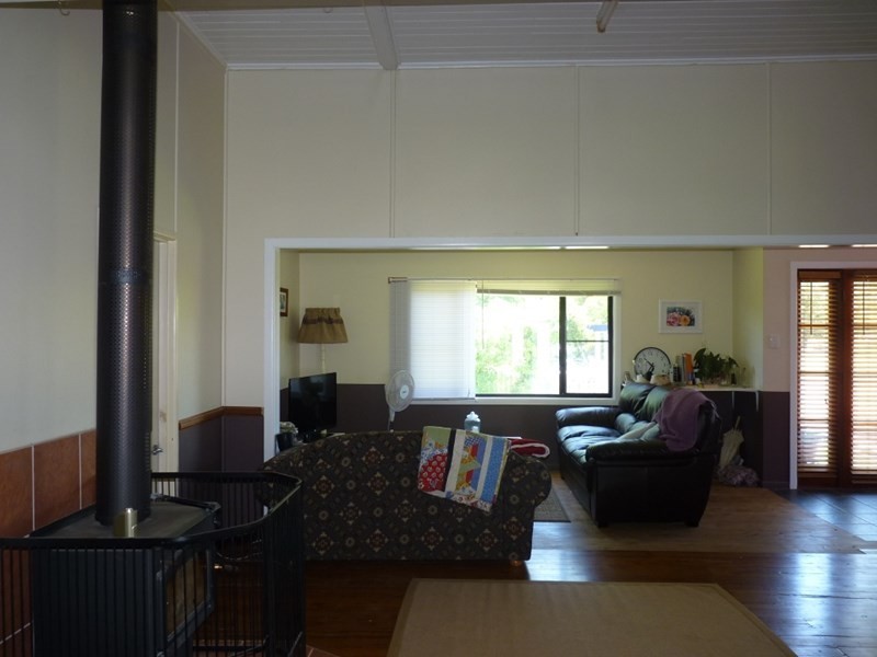 12 Hutt Street, St George QLD 4487