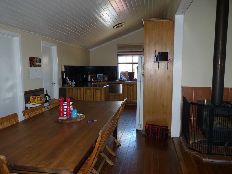 12 Hutt Street, St George QLD 4487