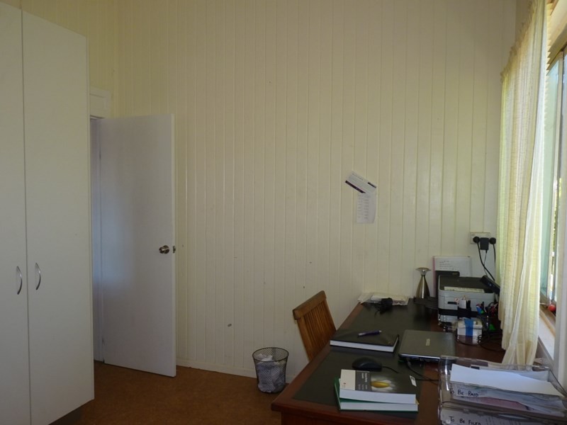 12 Hutt Street, St George QLD 4487