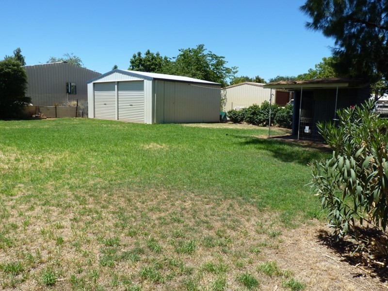 12 Hutt Street, St George QLD 4487