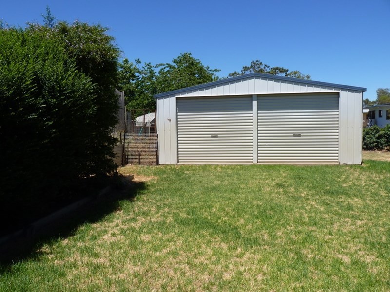 12 Hutt Street, St George QLD 4487