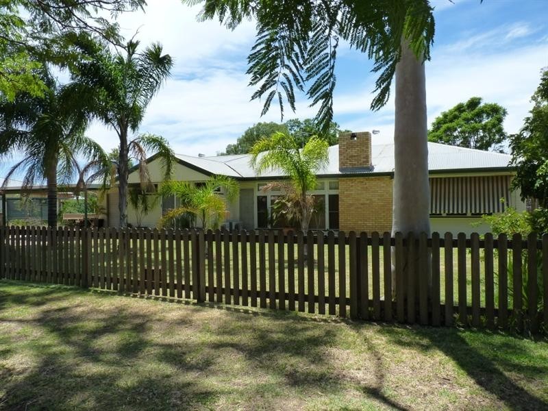 55 Grey Street, St George QLD 4487