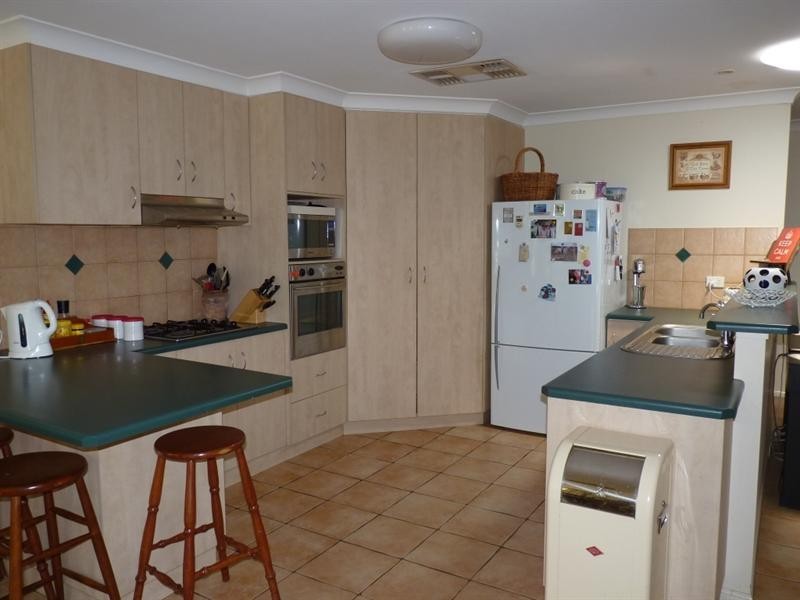 145 Arthur Street, St George QLD 4487