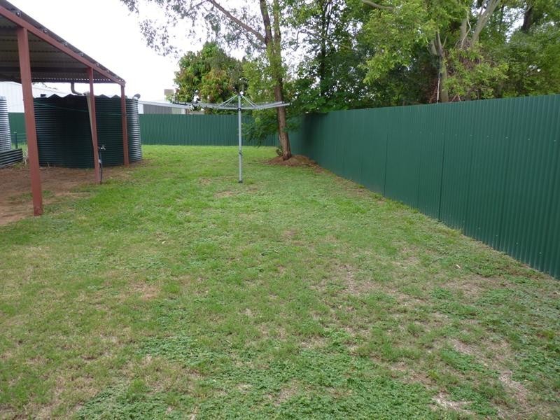 17B Andrew Street, St George QLD 4487