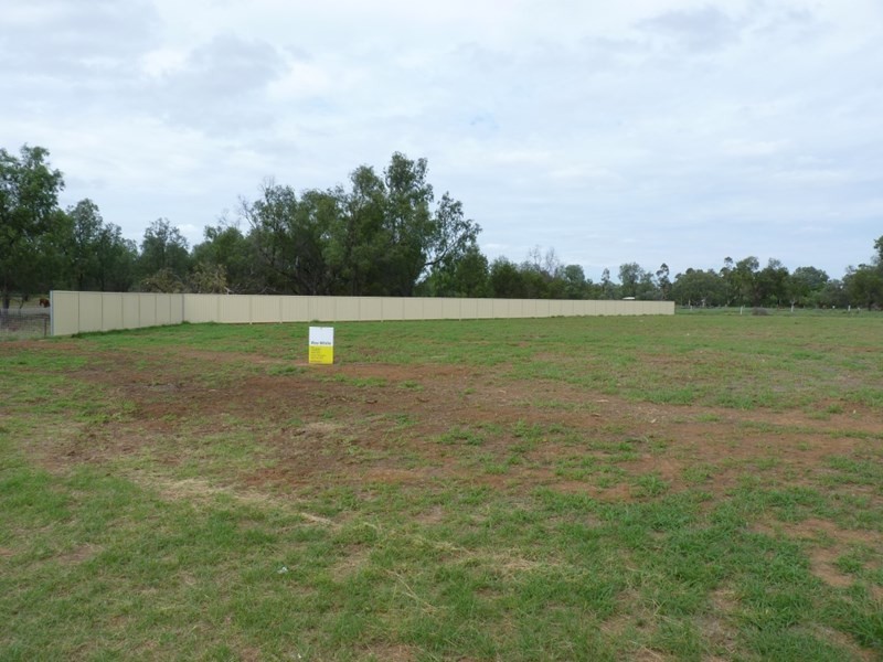 42-44 TURVEY Court, St George QLD 4487