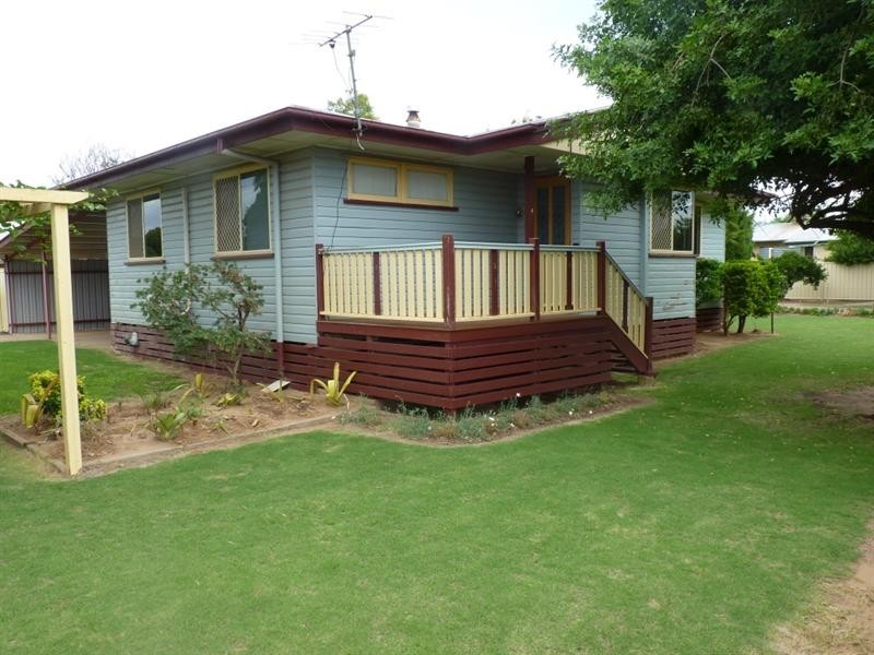 6 Anne Street, St George QLD 4487