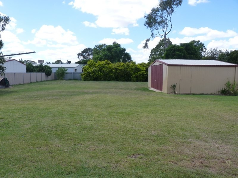 17 Taylor Street, St George QLD 4487