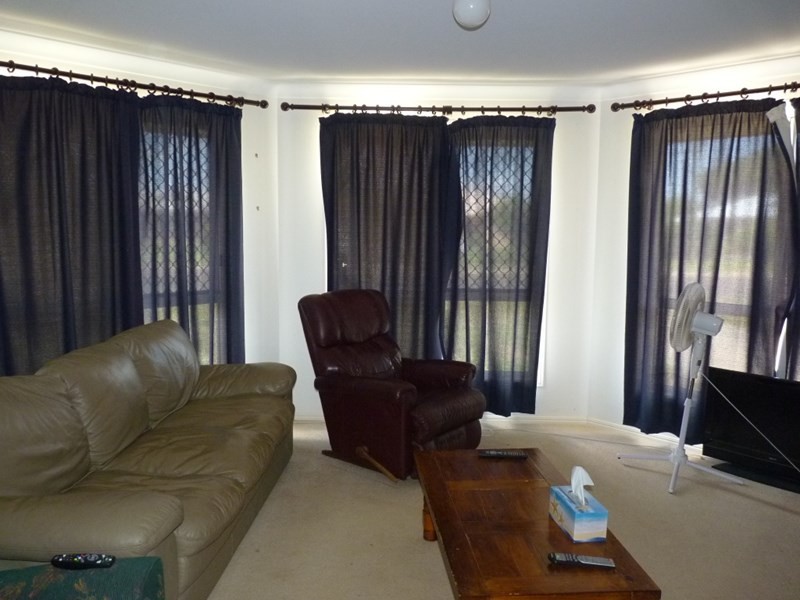 17 Taylor Street, St George QLD 4487