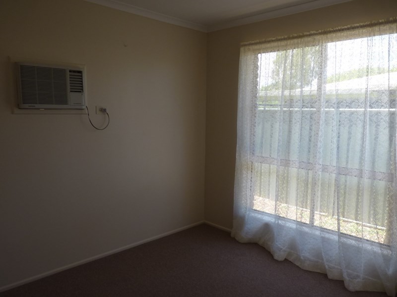 7 Howe Street, St George QLD 4487