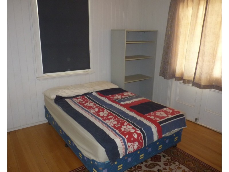 69 Scott Street, St George QLD 4487