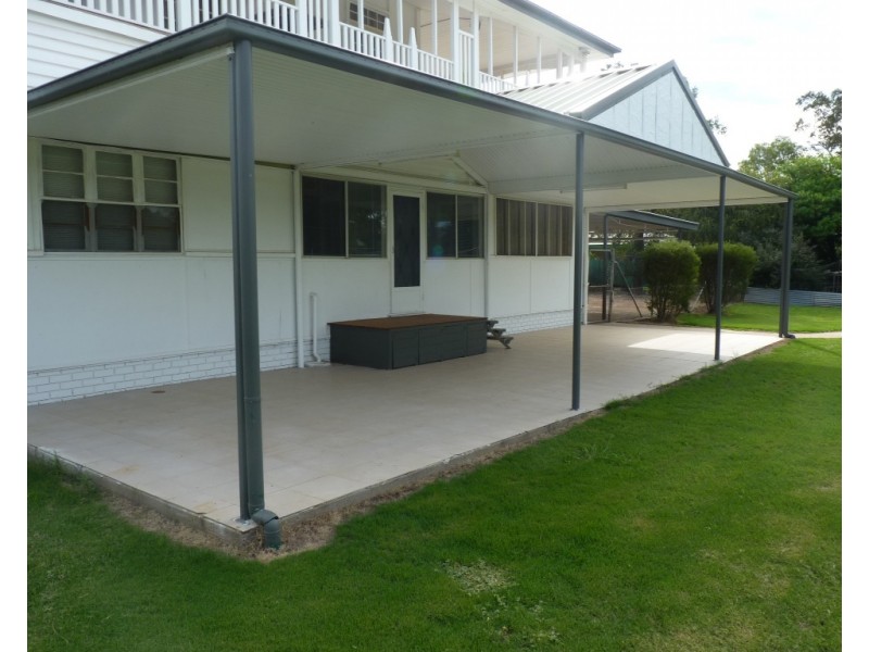 69 Scott Street, St George QLD 4487