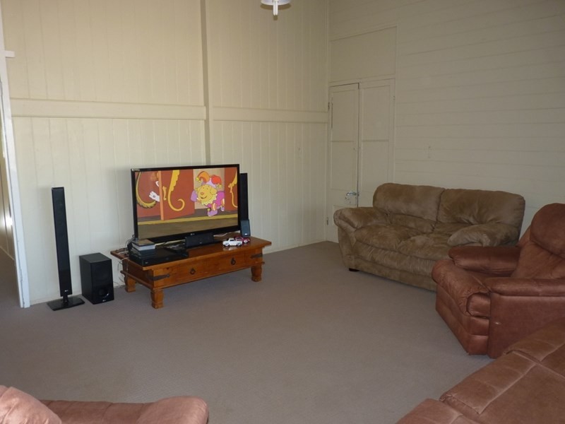 137 Arthur Street, St George QLD 4487