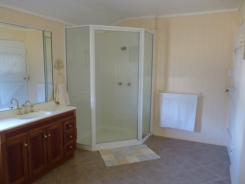 137 Arthur Street, St George QLD 4487