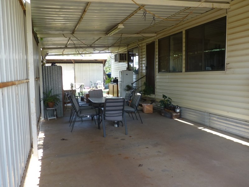 27 Kenny Lane, St George QLD 4487