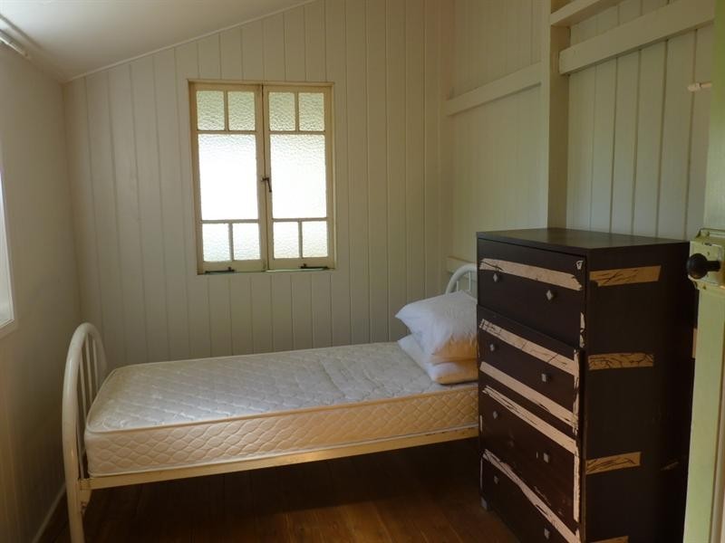 34 Barlee Street, St George QLD 4487