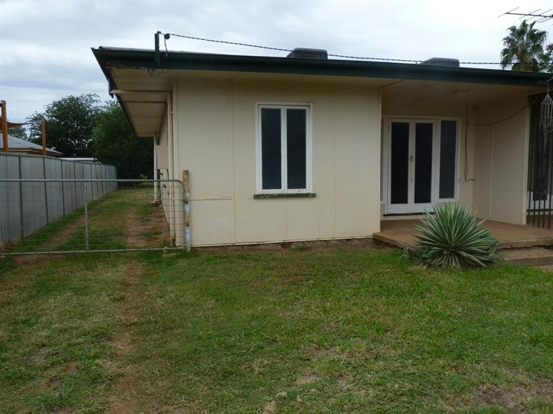 Unit 2, 51 Kenny Lane, St George QLD 4487
