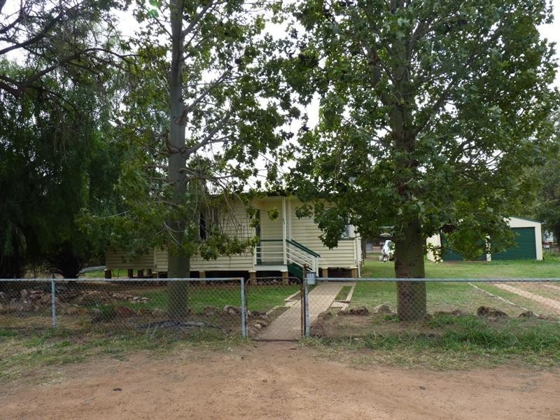 51 Roe Street, St George QLD 4487