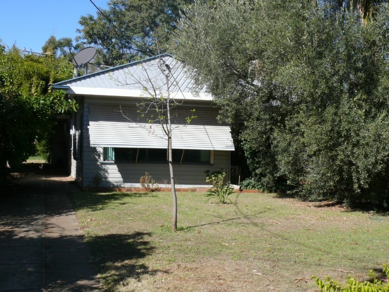 54 The Terrace, St George QLD 4487