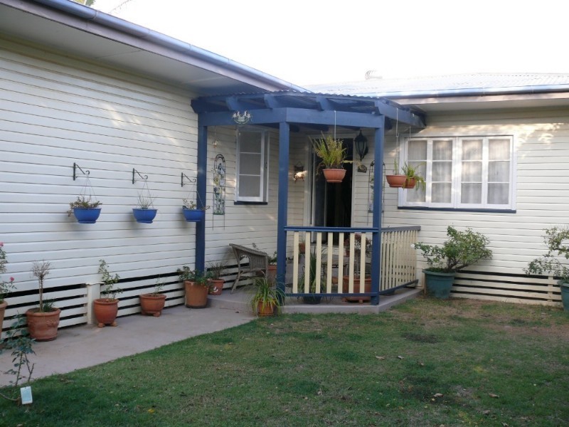 38 Alfred Street, St George QLD 4487