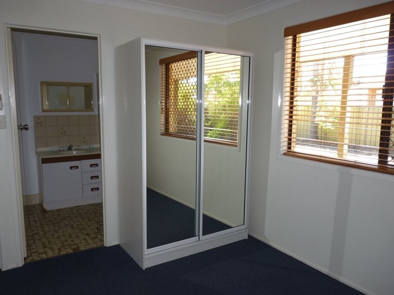 77 Alfred Street, St George QLD 4487