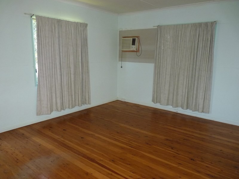 33 Alfred Street, St George QLD 4487