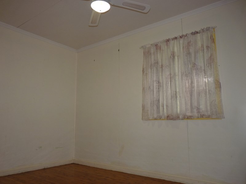 10 Logan Lane, St George QLD 4487