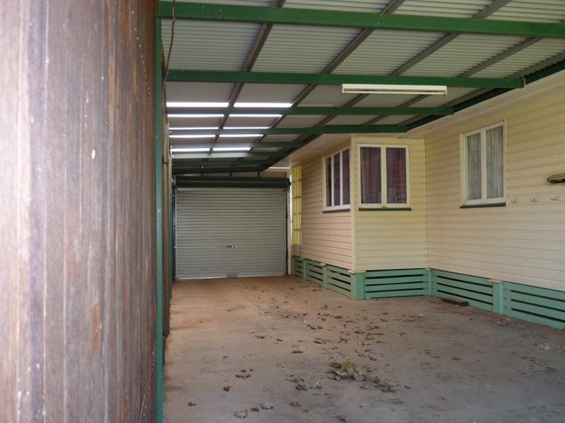 10 Logan Lane, St George QLD 4487