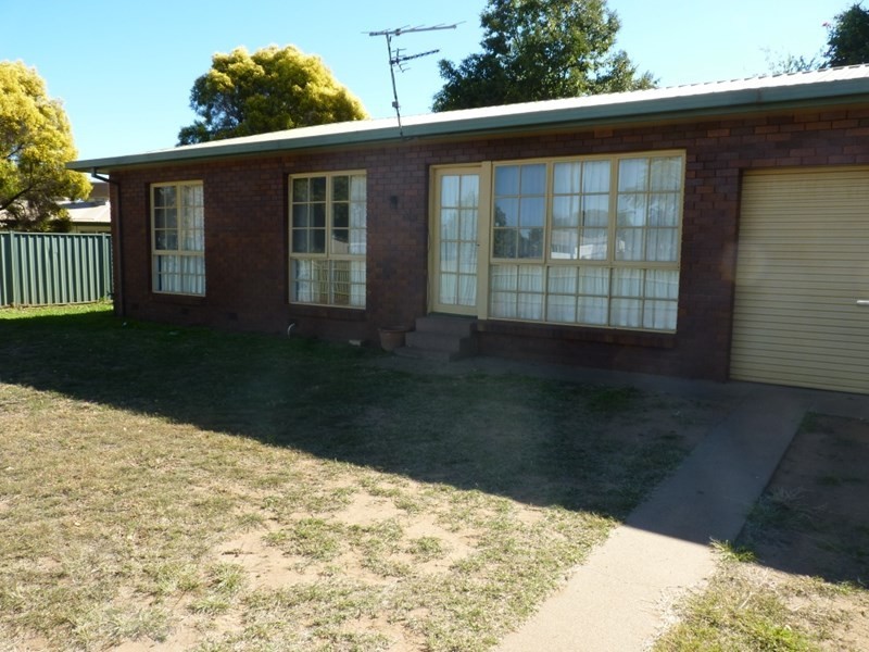 2/185 Victoria Street, St George QLD 4487