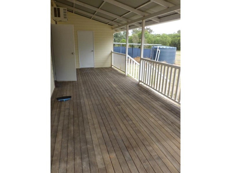 285-287 Alfred Street, St George QLD 4487
