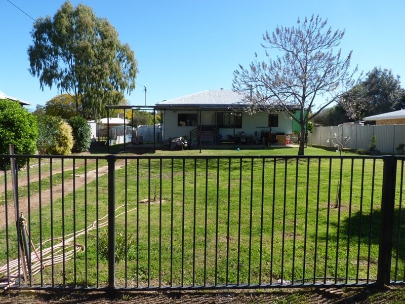 12 Carnation Avenue, St George QLD 4487