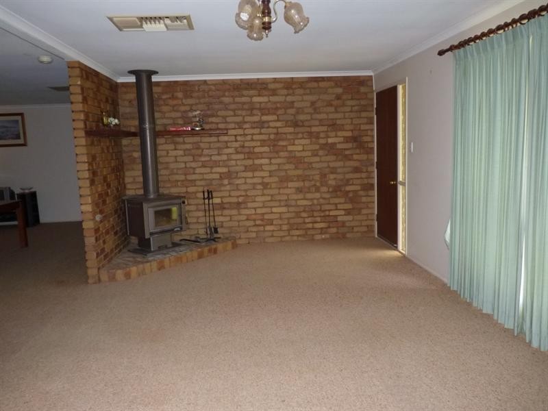 4 Cutler Court, St George QLD 4487