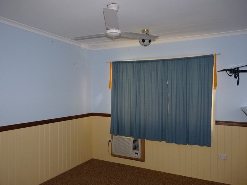 13 Elizabeth Street, St George QLD 4487