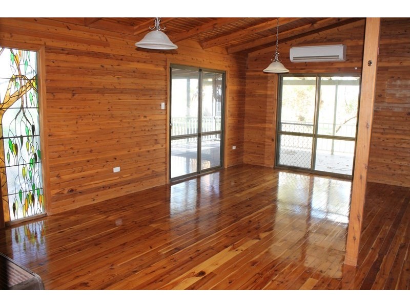 2/180 Bundoran Road, St George QLD 4487