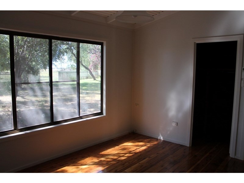 2/180 Bundoran Road, St George QLD 4487