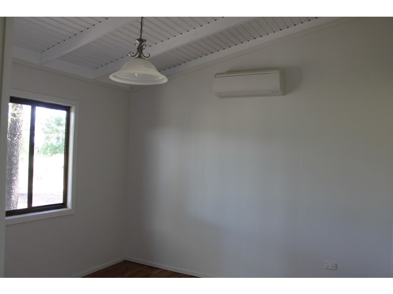 2/180 Bundoran Road, St George QLD 4487