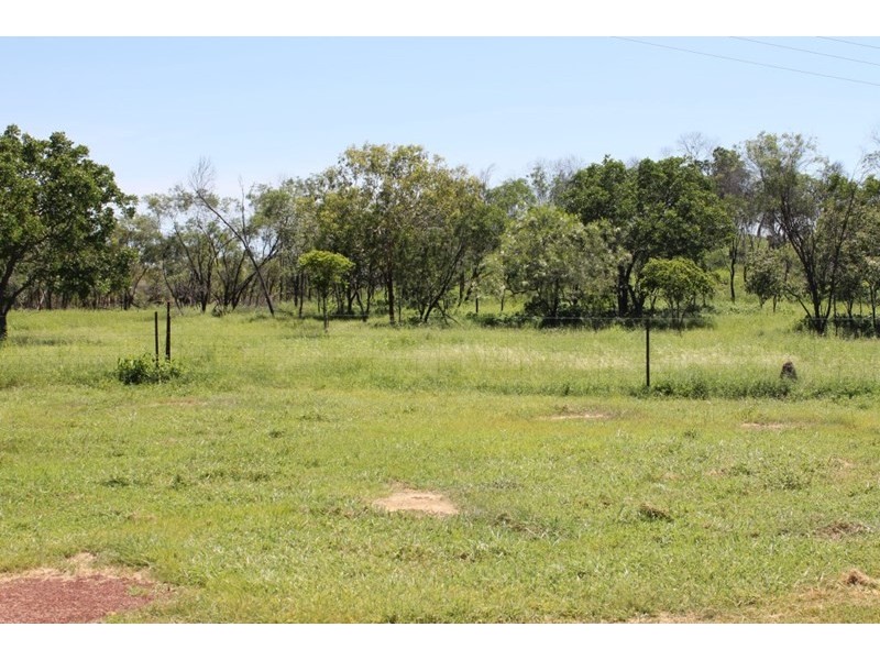 . Access Road, Croydon QLD 4871