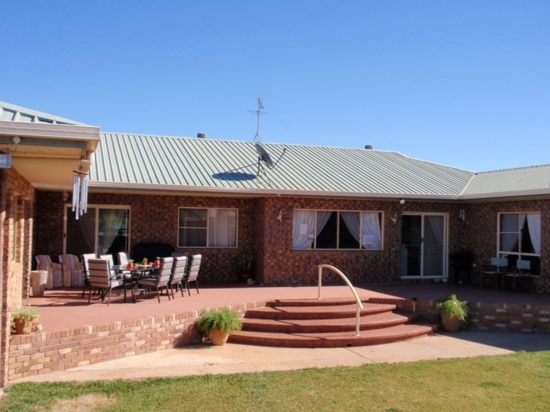 12182 Carnarvon Highway, St George QLD 4487