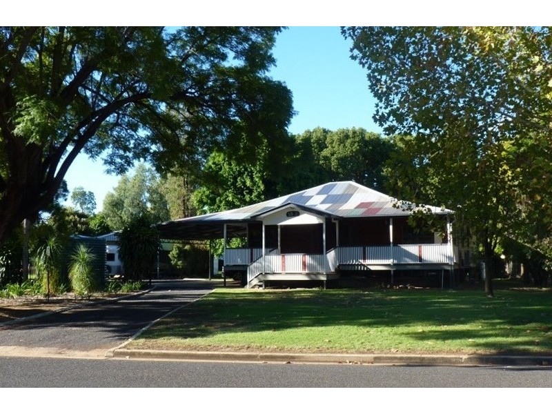 55 Scott Street, St George QLD 4487