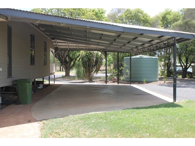 55 Scott Street, St George QLD 4487