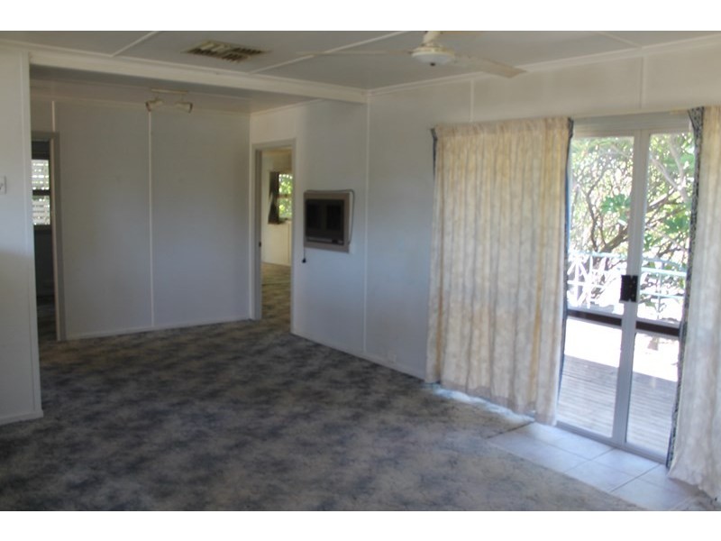 156 Victoria Street, St George QLD 4487