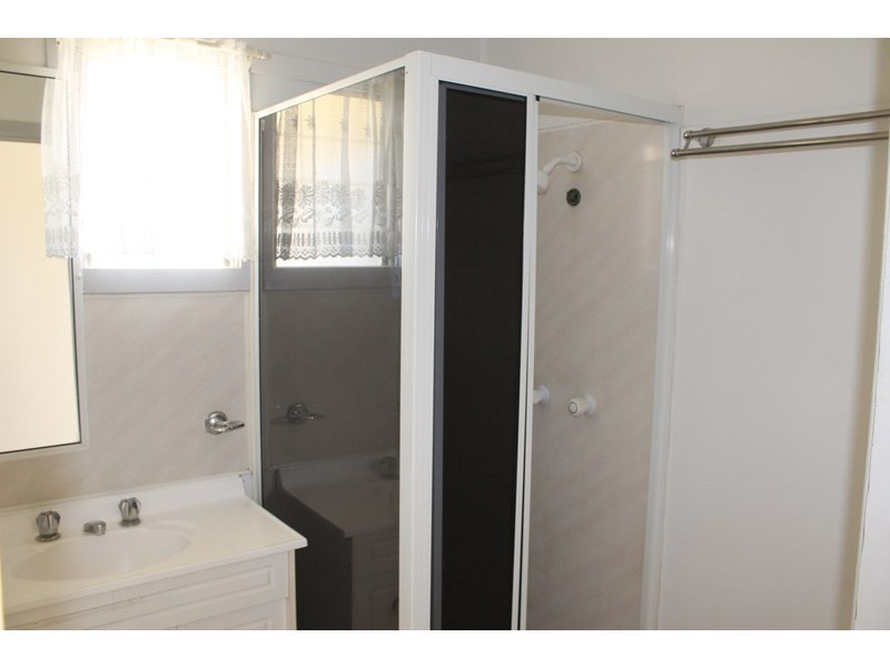 156 Victoria Street, St George QLD 4487