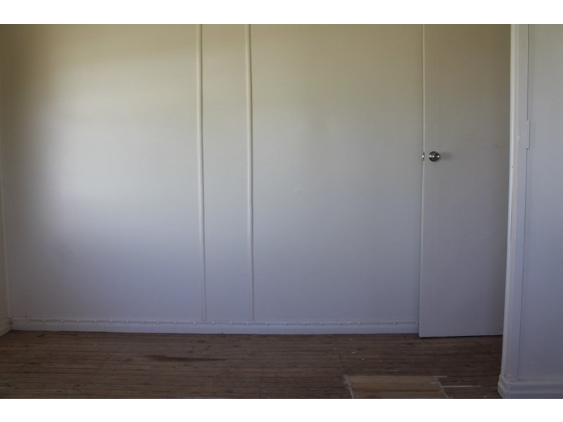 1 Moore Street, Dirranbandi QLD 4486