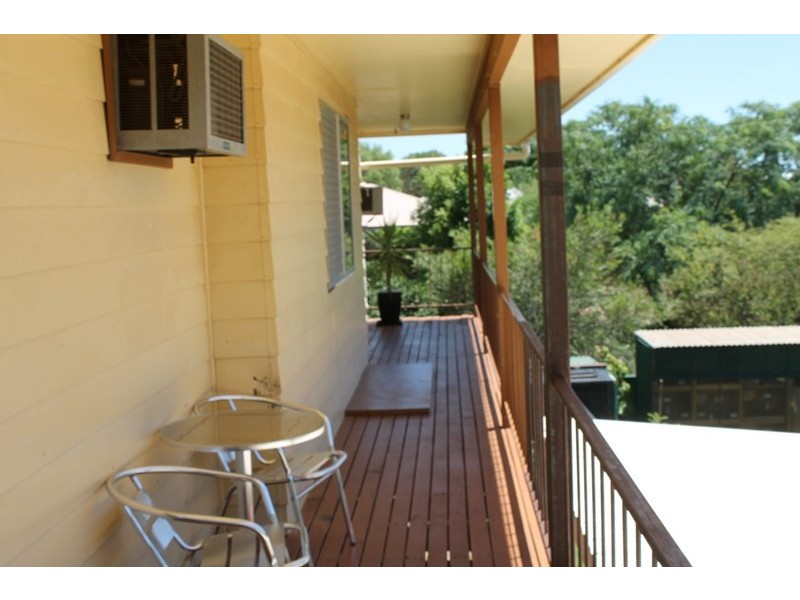 14 Elizabeth Street, St George QLD 4487