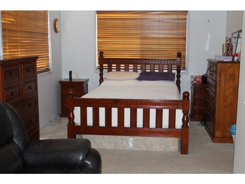 14 Elizabeth Street, St George QLD 4487