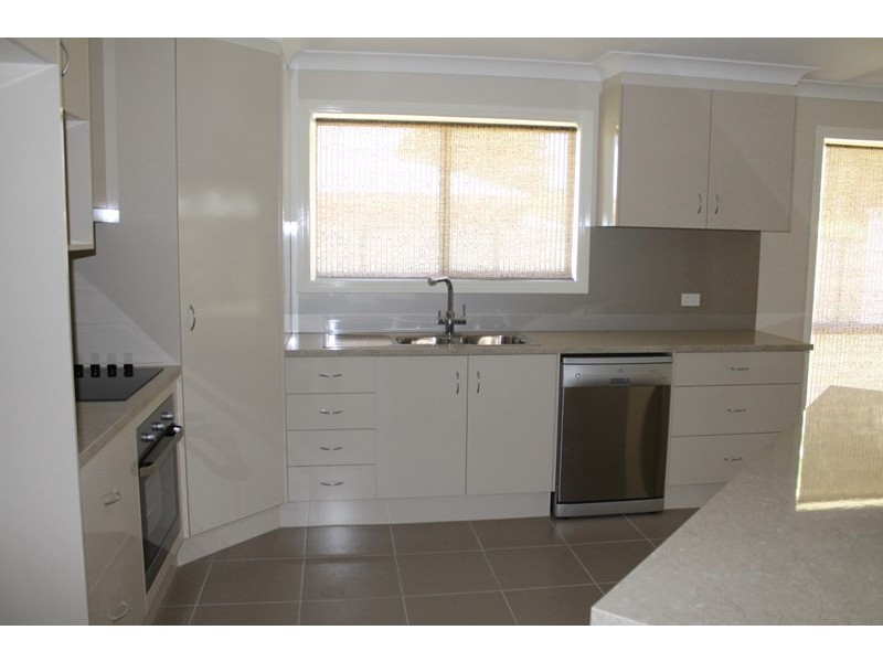 4 Aldridge Street, St George QLD 4487